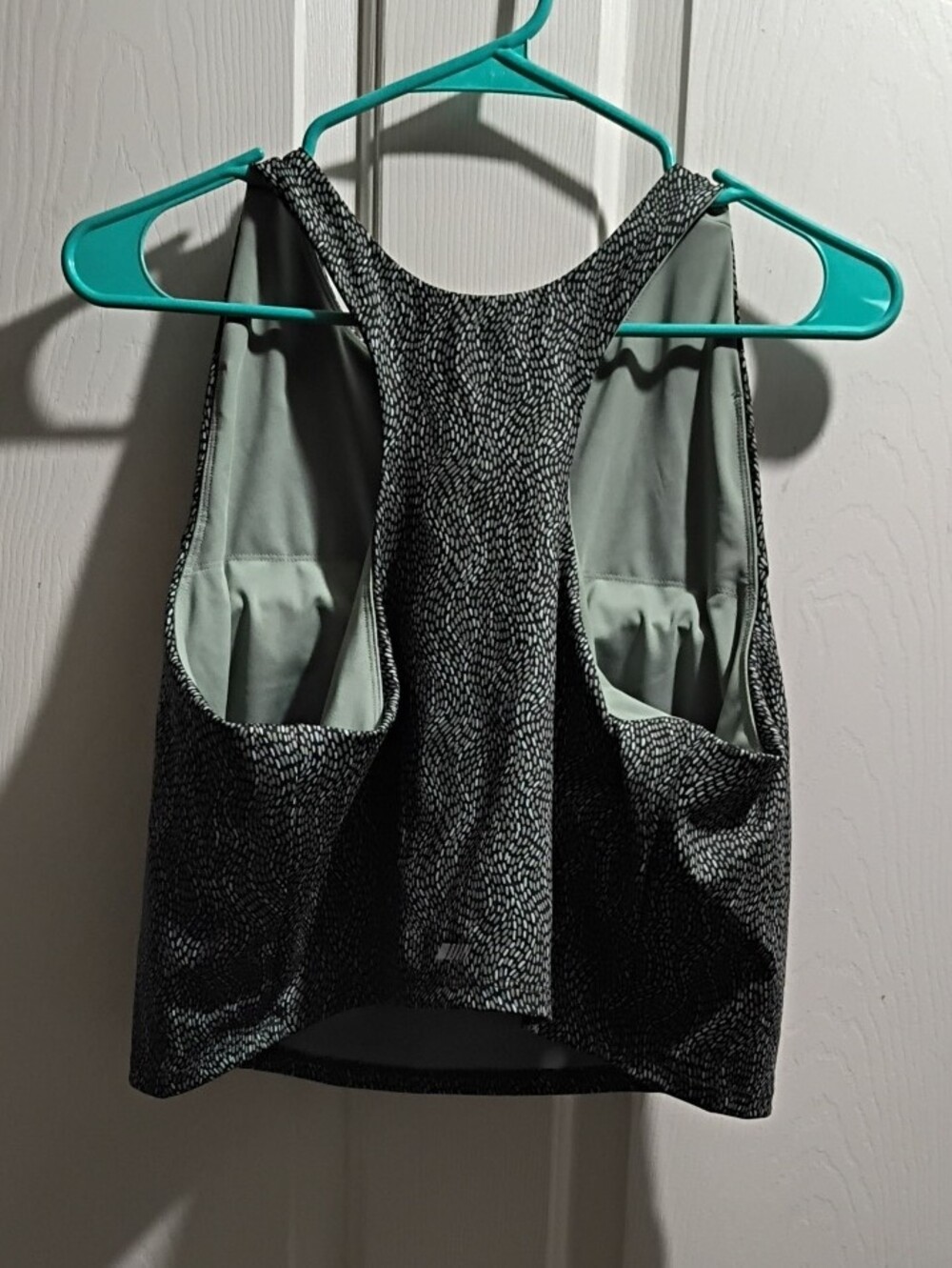 Amazon Essentials Black & Gray Textured High-Neck Tank - Picture 3 of 3